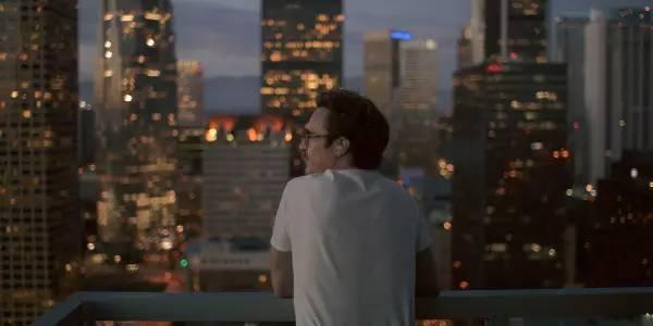 云端情人 背景音乐,旋律中的虚拟情感之旅  第2张