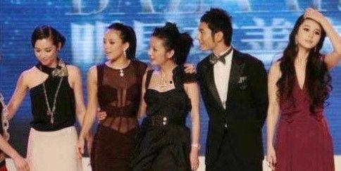 明星八卦华谊,揭秘娱乐圈背后的八卦风云